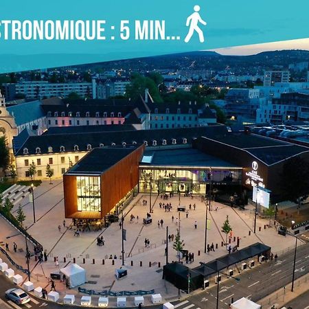 Le Courbet Topdestination-Dijon - Centre Ville - Classe 3 Etoiles מראה חיצוני תמונה